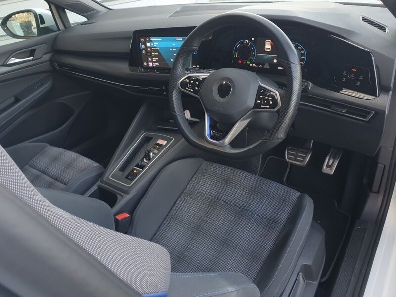 More views of Volkswagen Golf