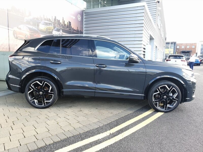 More views of Volkswagen Tiguan