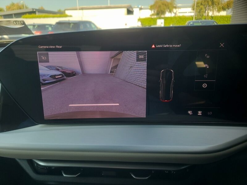 More views of Audi Q5