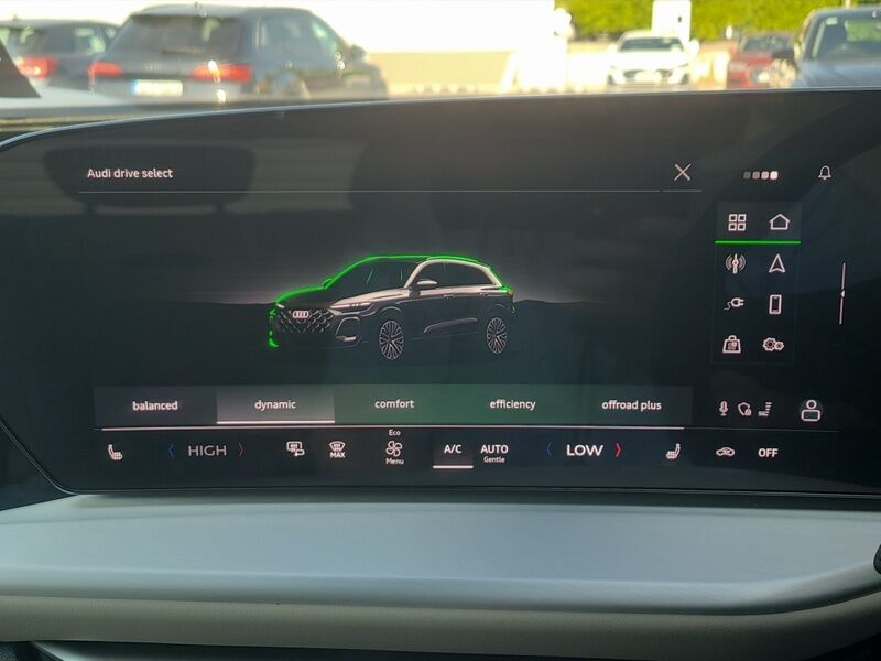 More views of Audi Q5