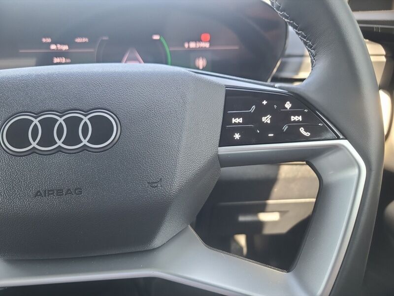More views of Audi Q5