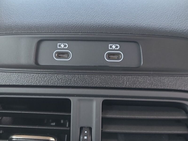 More views of Audi Q5