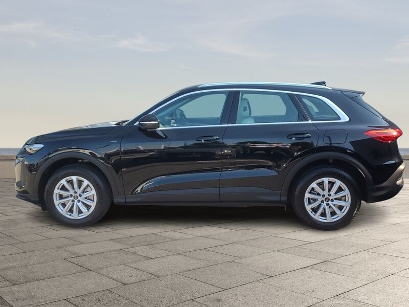 More views of Audi Q5