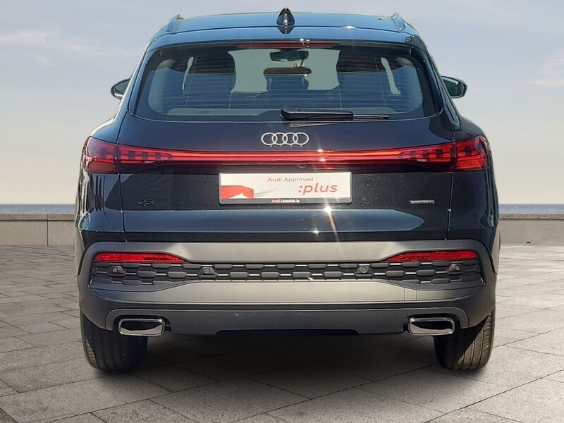 More views of Audi Q5