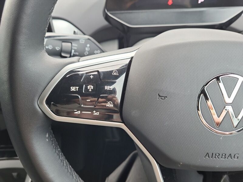 More views of Volkswagen ID.4