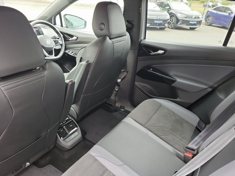 More views of Volkswagen ID.4