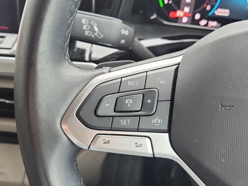 More views of Volkswagen Multivan