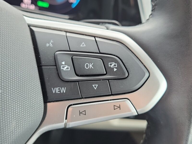 More views of Volkswagen Multivan