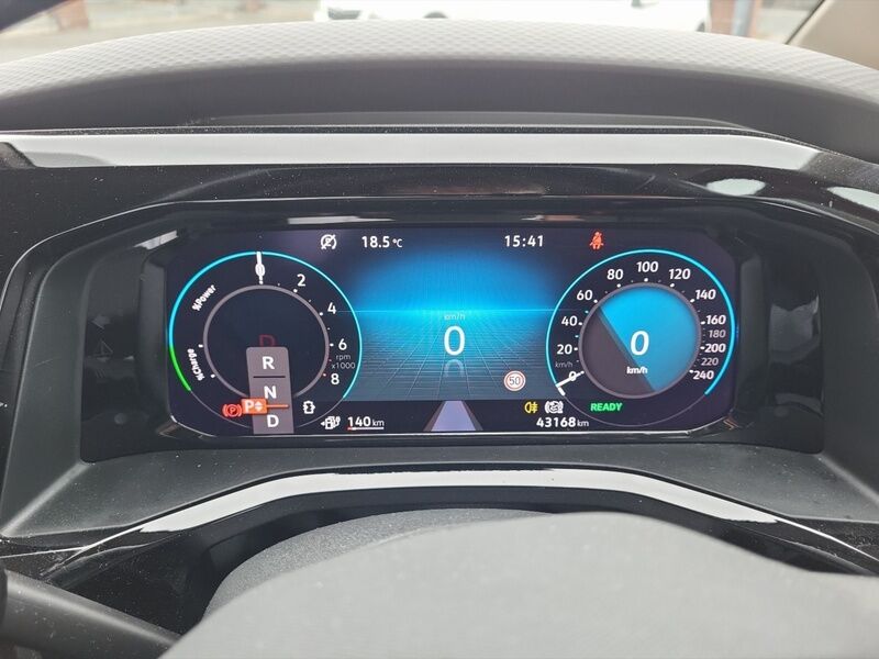 More views of Volkswagen Multivan