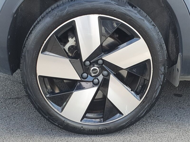 More views of Volvo C40