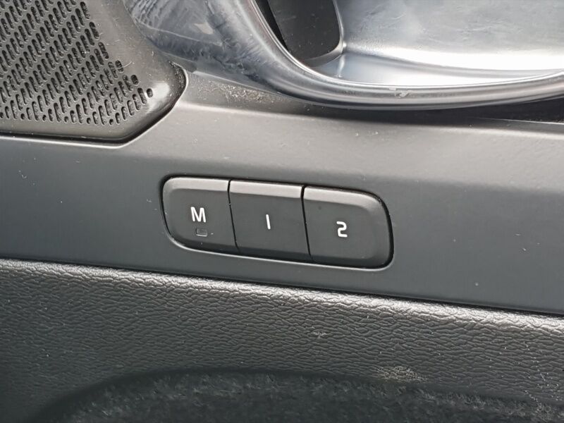 More views of Volvo C40