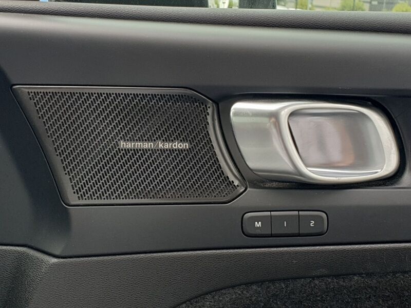 More views of Volvo C40