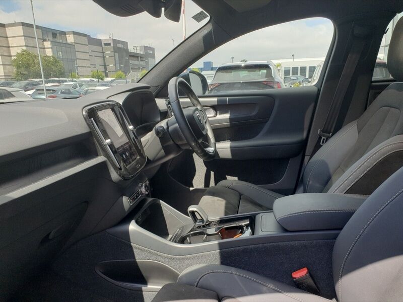 More views of Volvo C40