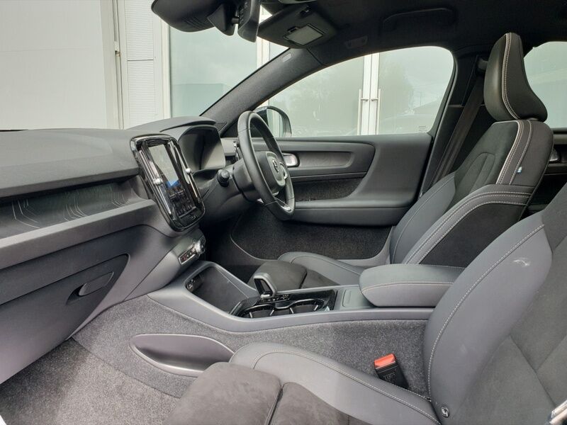 More views of Volvo C40