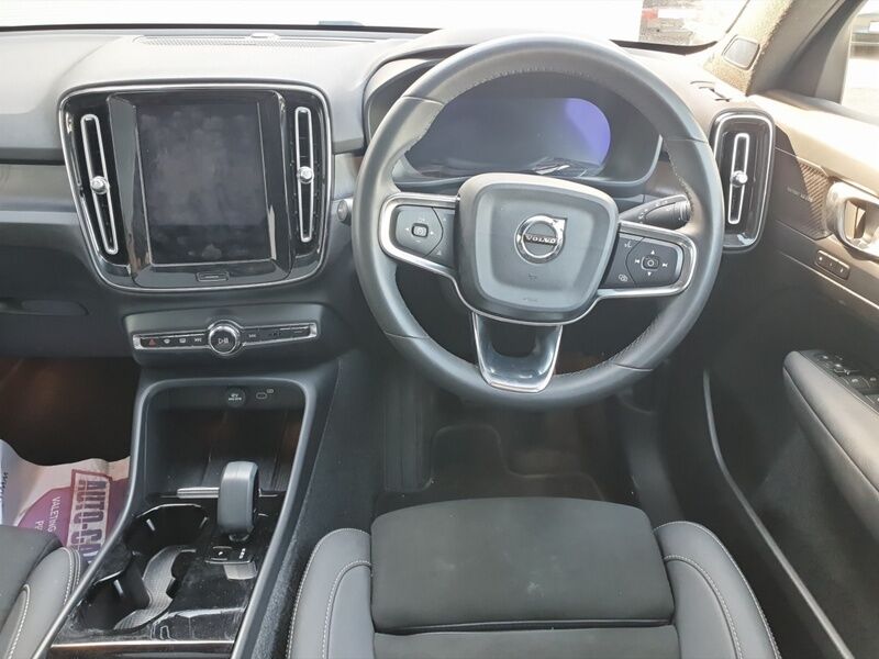More views of Volvo C40