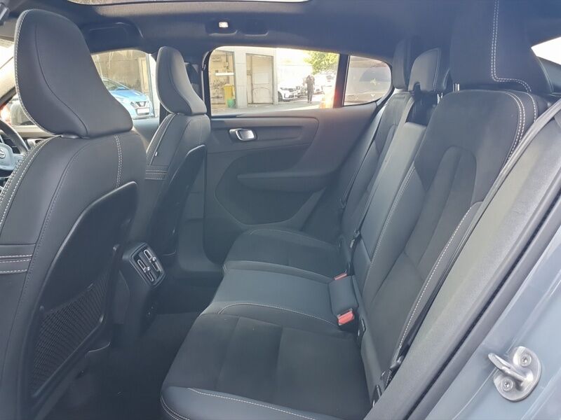 More views of Volvo C40