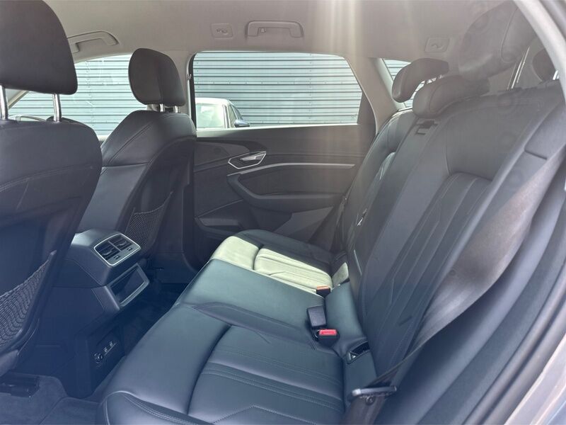 More views of Audi e-tron