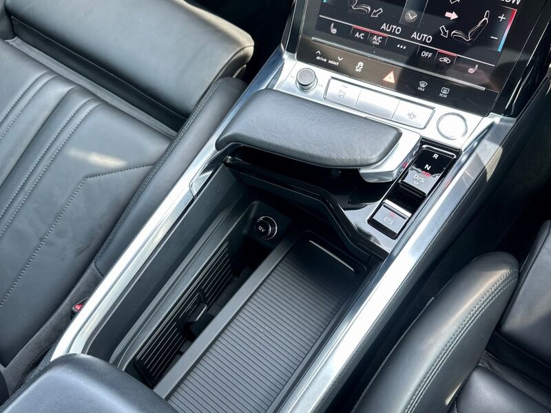 More views of Audi e-tron