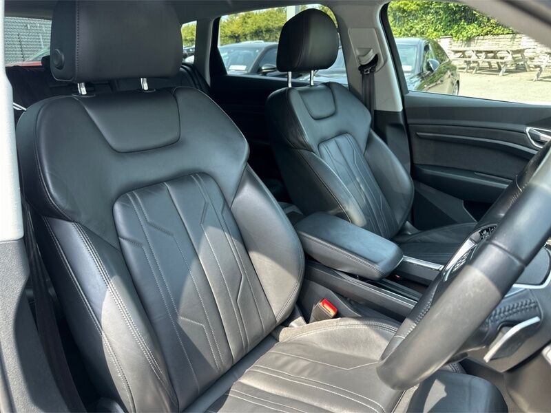 More views of Audi e-tron