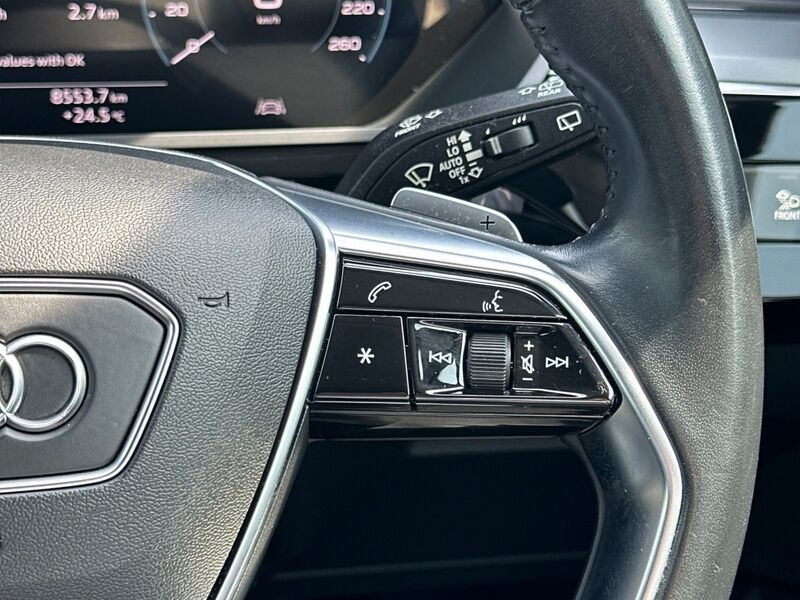 More views of Audi e-tron