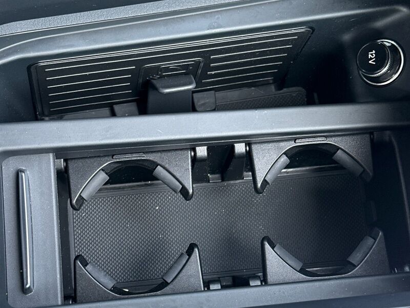 More views of Audi e-tron