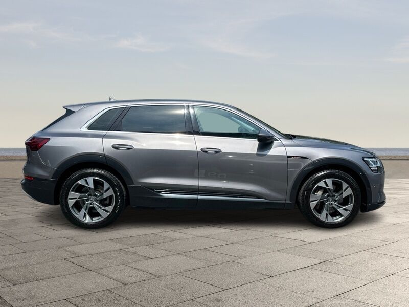 More views of Audi e-tron