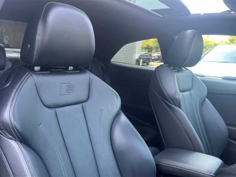 More views of Audi A5
