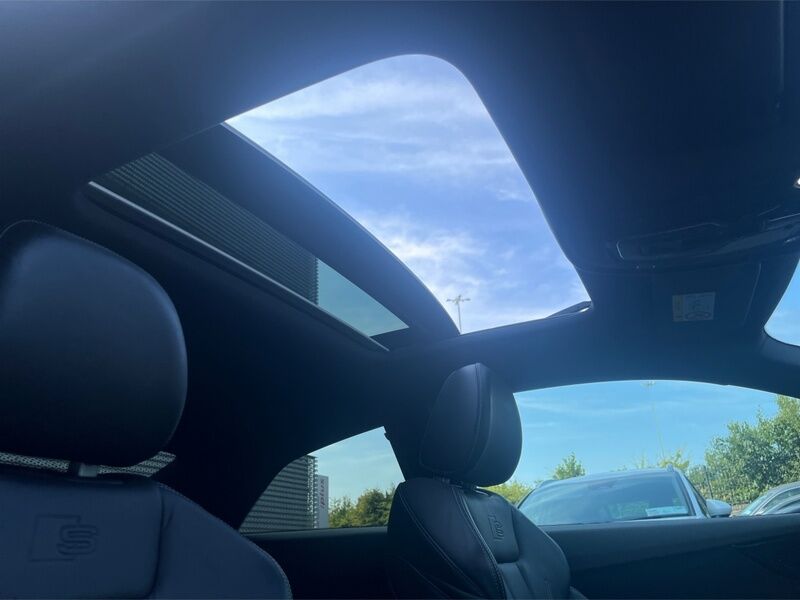 More views of Audi A5