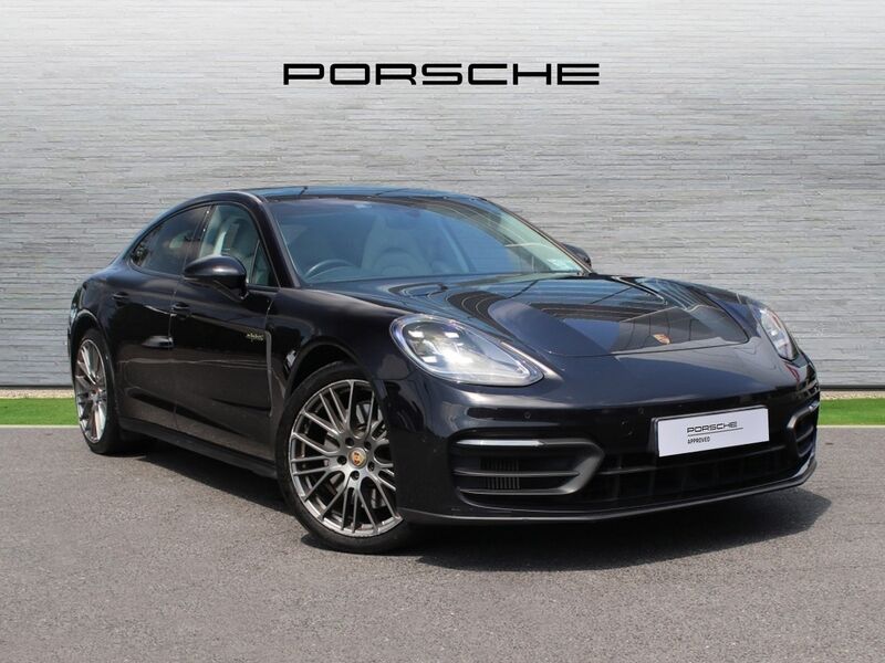 More views of Porsche Panamera
