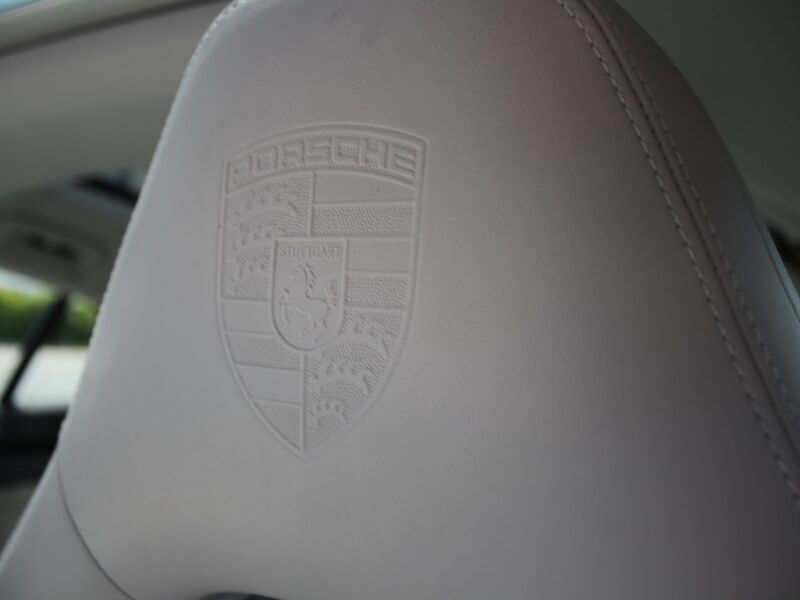 More views of Porsche Panamera
