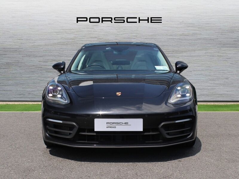 More views of Porsche Panamera