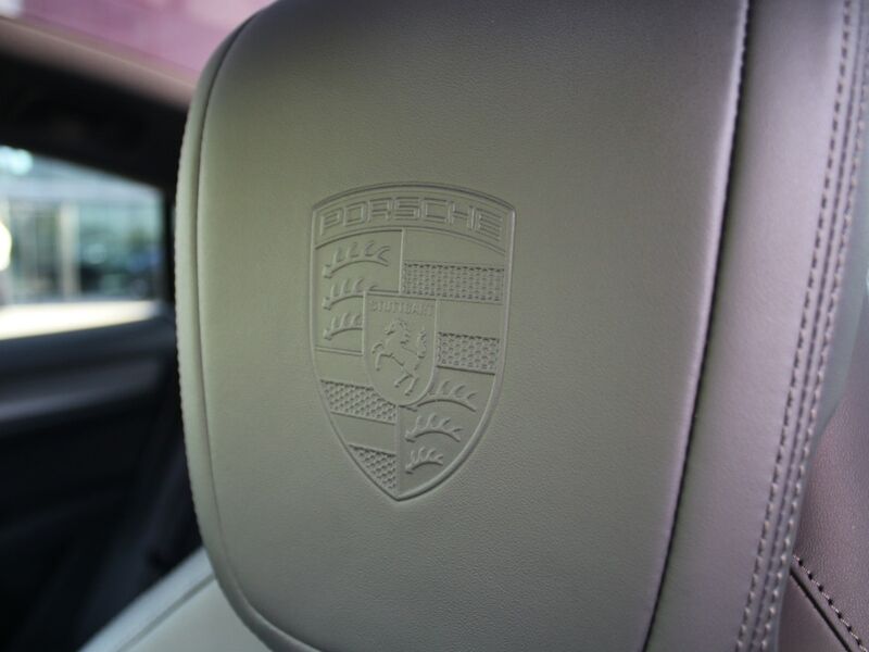 More views of Porsche Cayenne