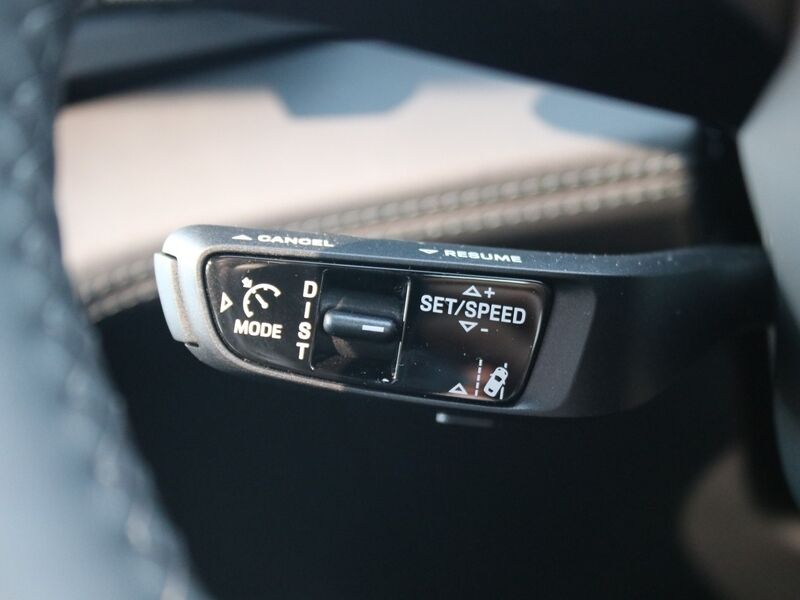 More views of Porsche Cayenne