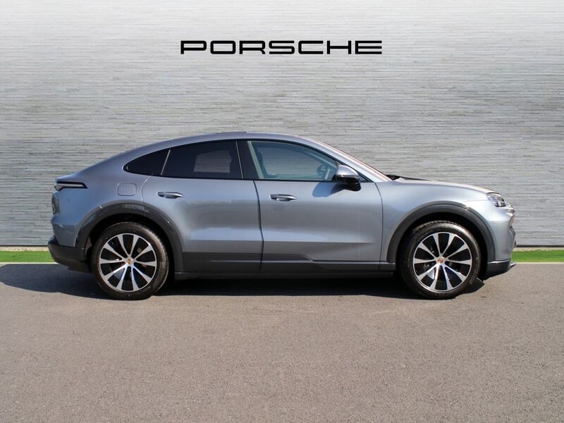 More views of Porsche Cayenne