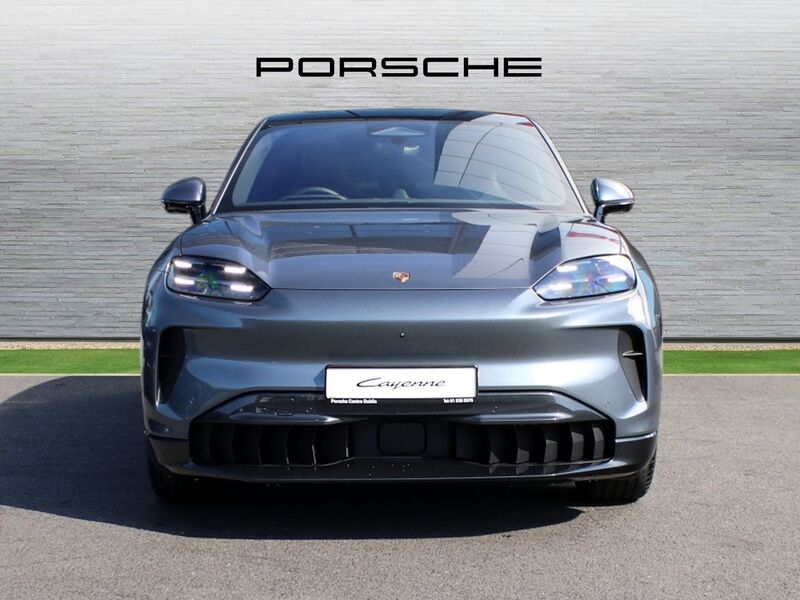 More views of Porsche Cayenne