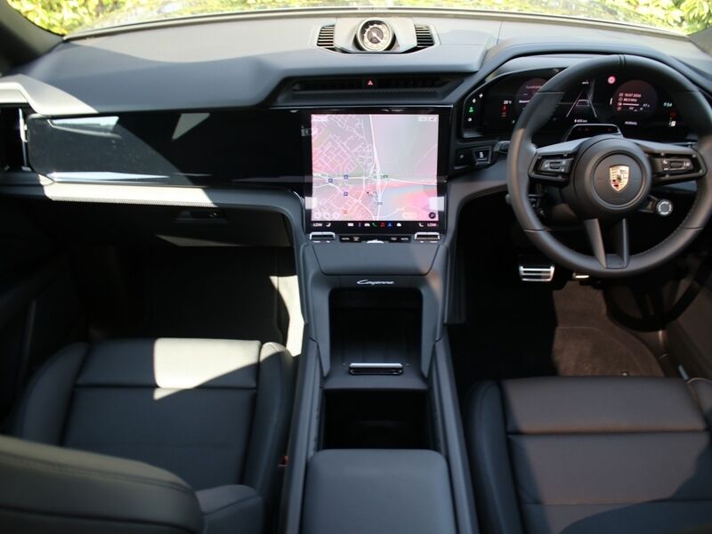 More views of Porsche Cayenne