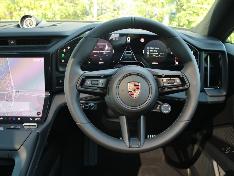 More views of Porsche Cayenne
