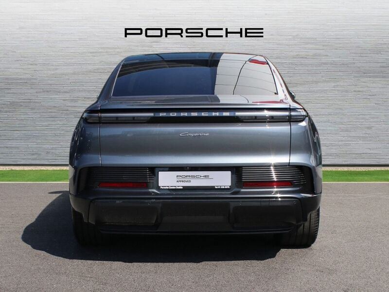 More views of Porsche Cayenne