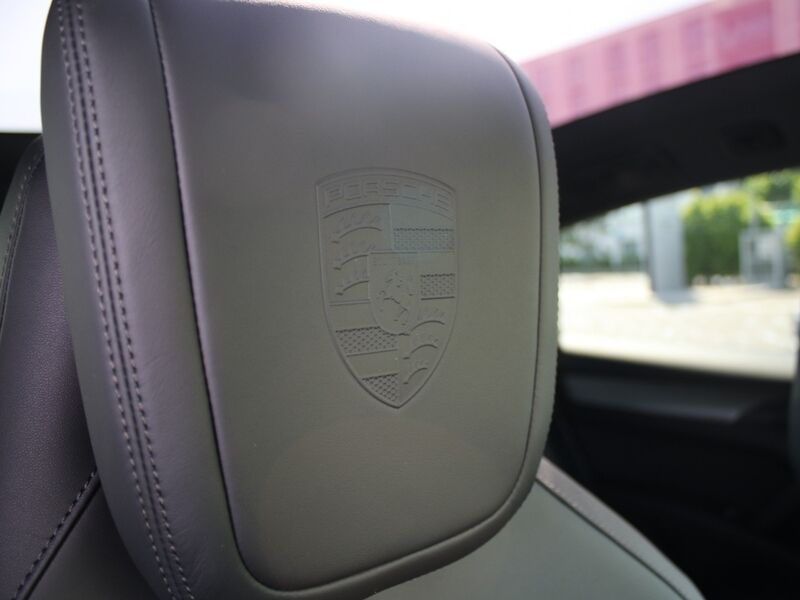 More views of Porsche Cayenne