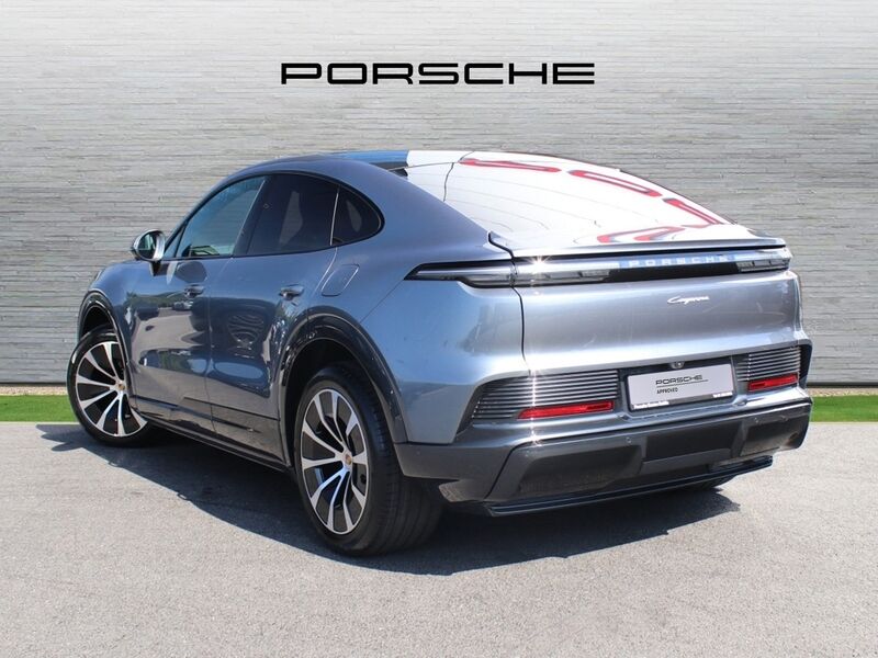 More views of Porsche Cayenne
