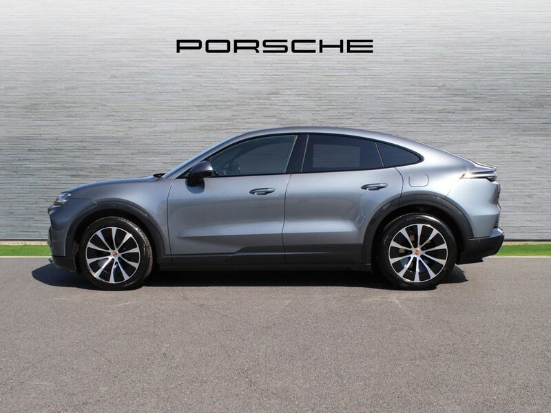 More views of Porsche Cayenne