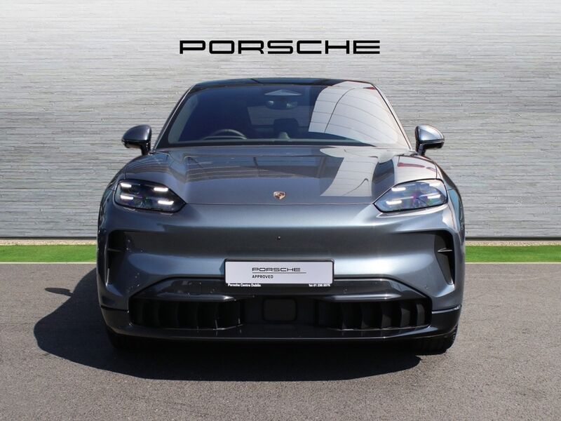 More views of Porsche Cayenne