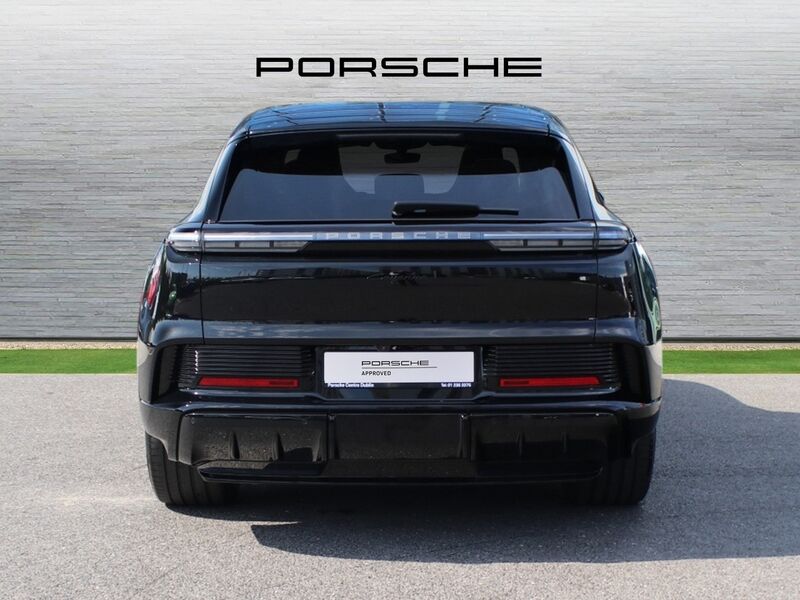 More views of Porsche Cayenne