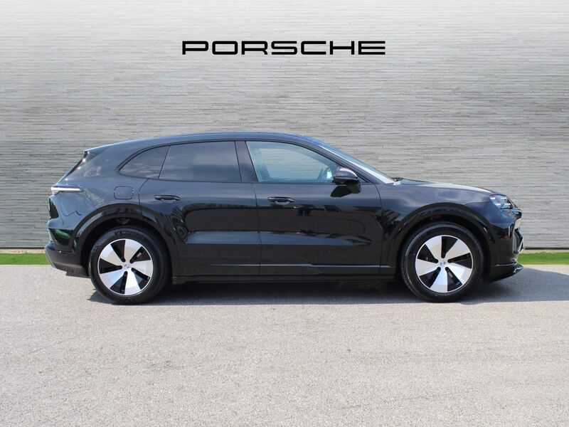 More views of Porsche Cayenne