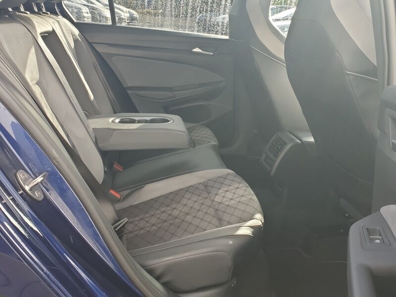 More views of Volkswagen Golf