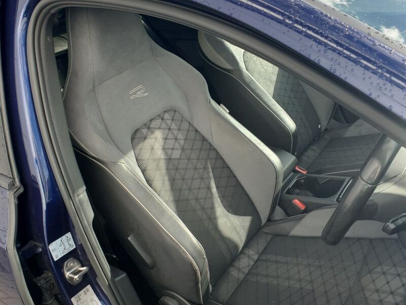 More views of Volkswagen Golf