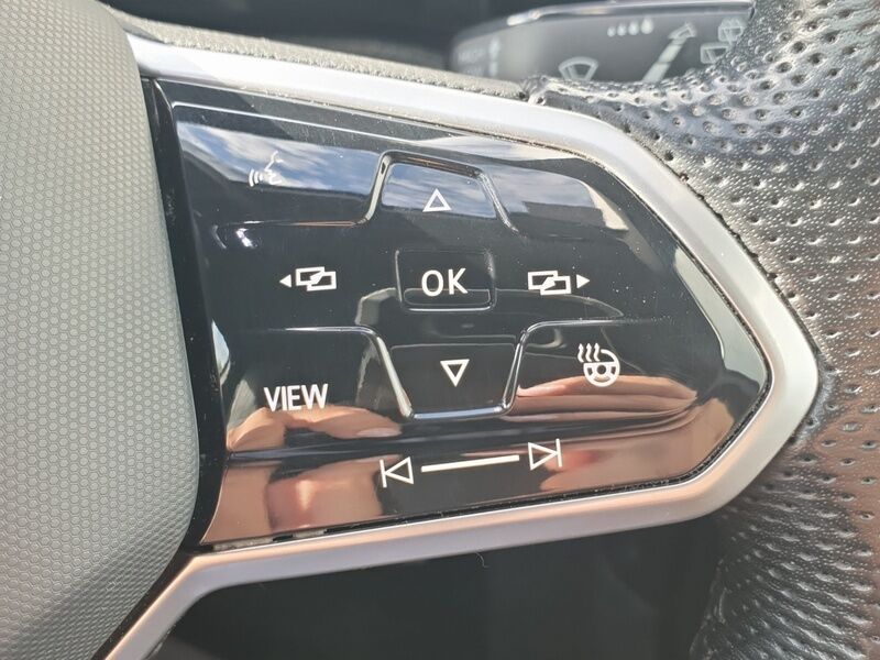 More views of Volkswagen Golf