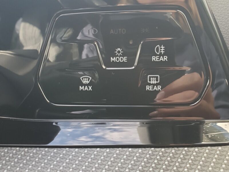 More views of Volkswagen Golf