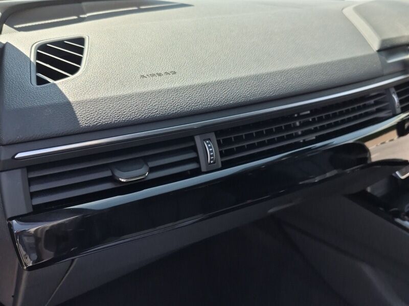 More views of Audi A4