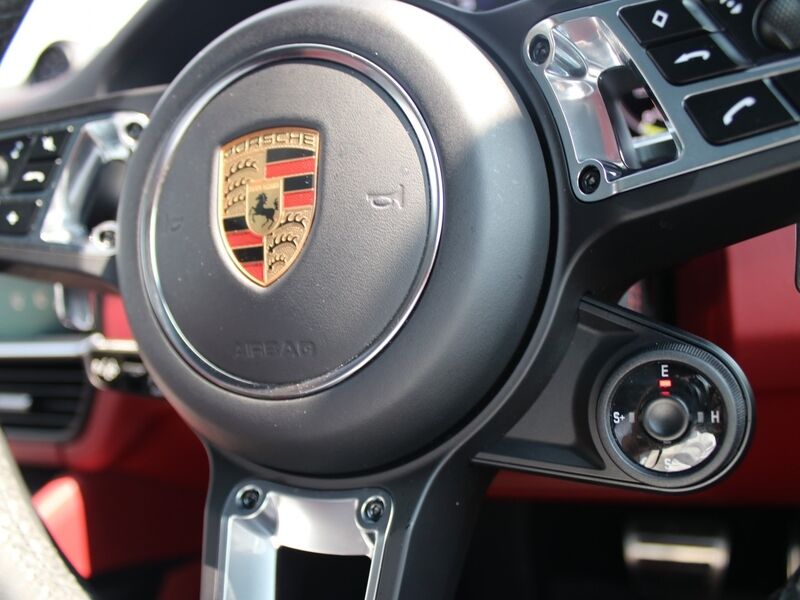 More views of Porsche Cayenne